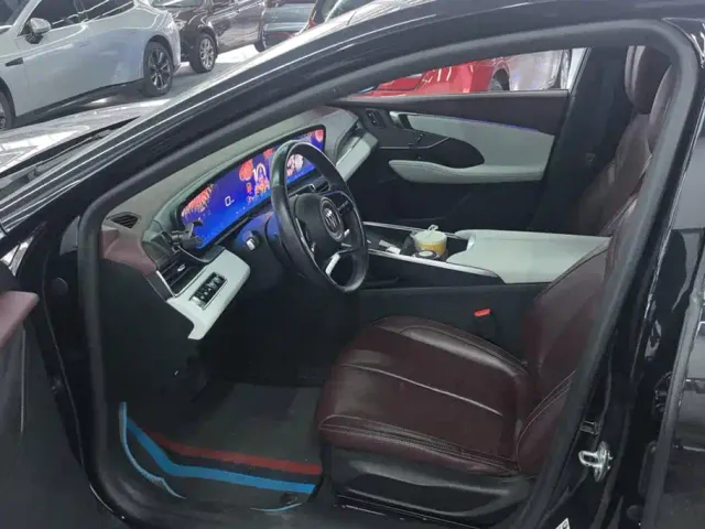 Buick LaCrosse — Фото автомобиля 9