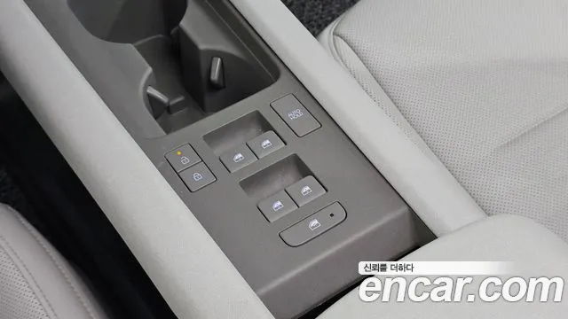 Hyundai Ioniq 6 — Фото автомобиля 30
