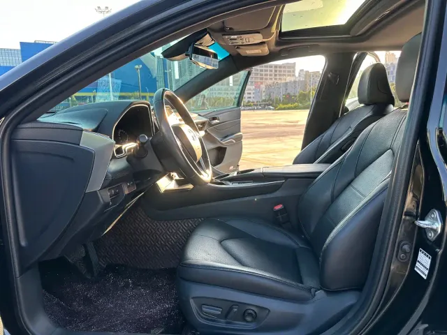 Toyota Avalon — Фото автомобиля 7