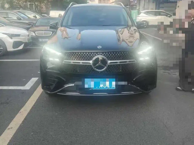 Mercedes-Benz GLE-Class — Фото автомобиля 2