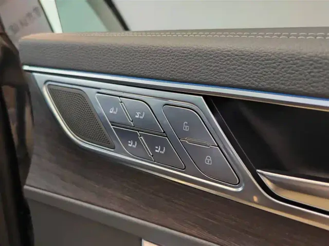 Audi A7L — Фото автомобиля 13