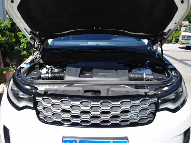 Land Rover Discovery — Фото автомобиля 13