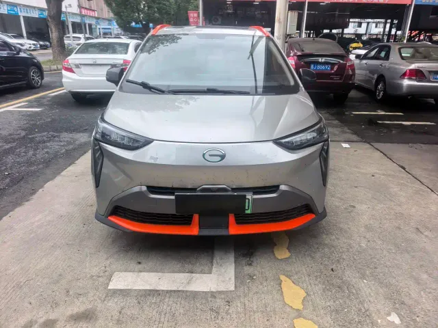 GAC Aion Y — Фото автомобиля 2