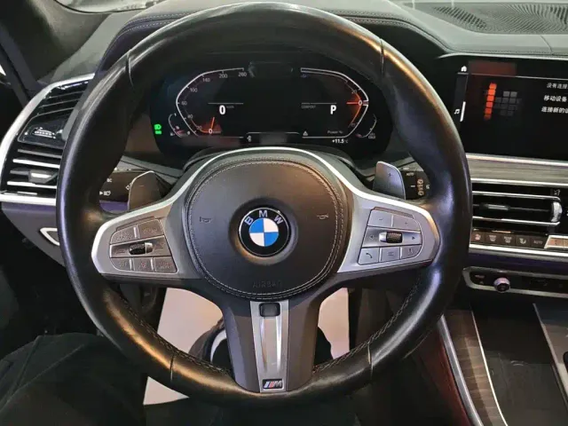 BMW X5 — Фото автомобиля 6