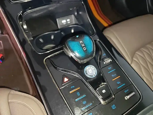BYD Han — Фото автомобиля 13