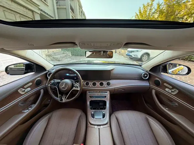 Mercedes-Benz E-Class — Фото автомобиля 6
