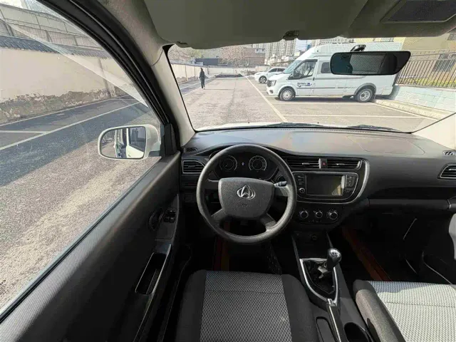 Changan Ono S — Фото автомобиля 10