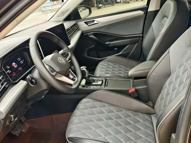 Volkswagen Sagitar — Фото автомобиля 15