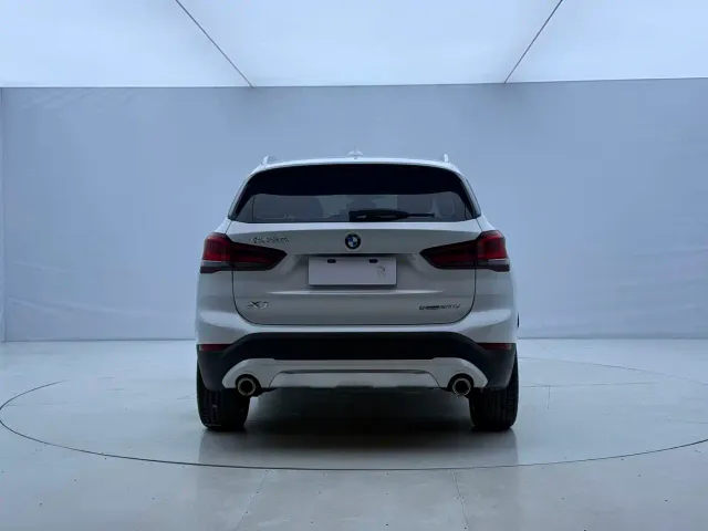 BMW X1 — Фото автомобиля 5