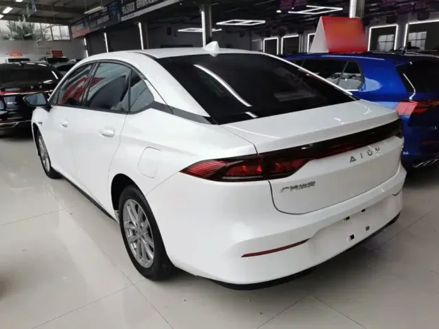 GAC Aion S — Фото автомобиля 4
