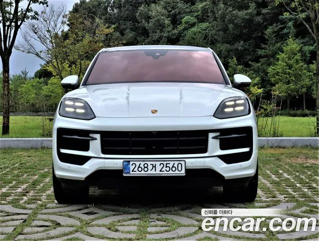 Porsche Cayenne — Фото автомобиля 3