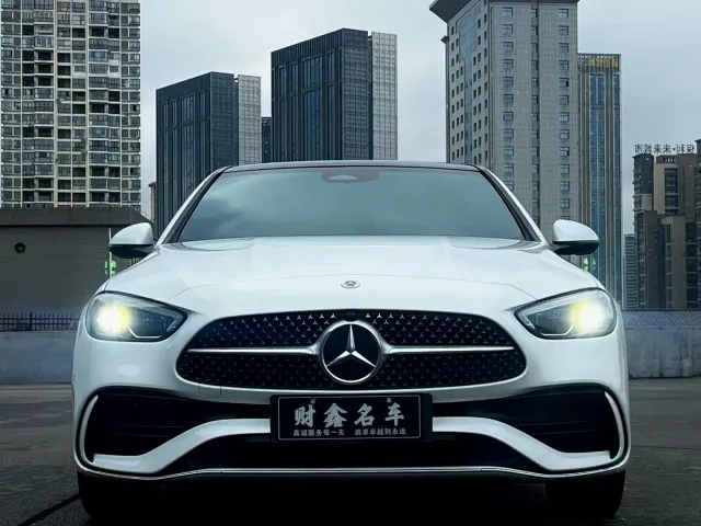 Mercedes-Benz C-Class — Фото автомобиля 2