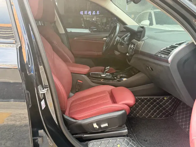 BMW X3 — Фото автомобиля 9