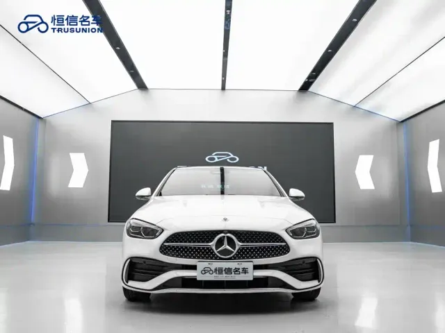 Mercedes-Benz C-Class — Фото автомобиля 2