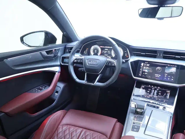 Audi A7L — Фото автомобиля 14