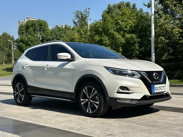 Nissan Qashqai — Фото автомобиля 3