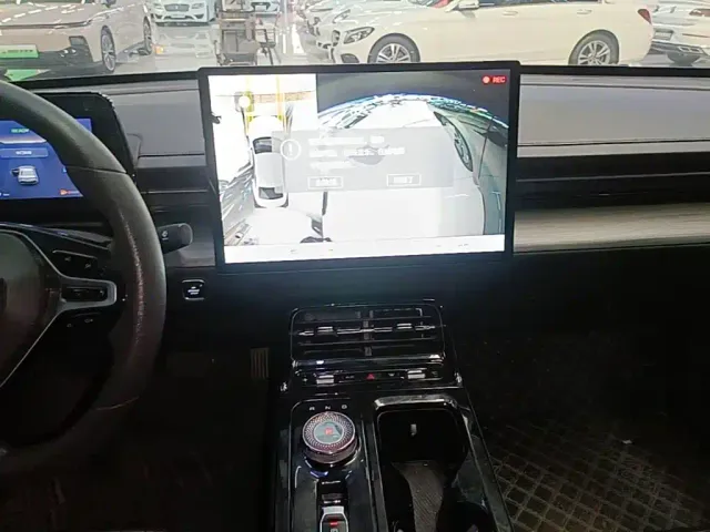 Wuling Starlight — Фото автомобиля 12