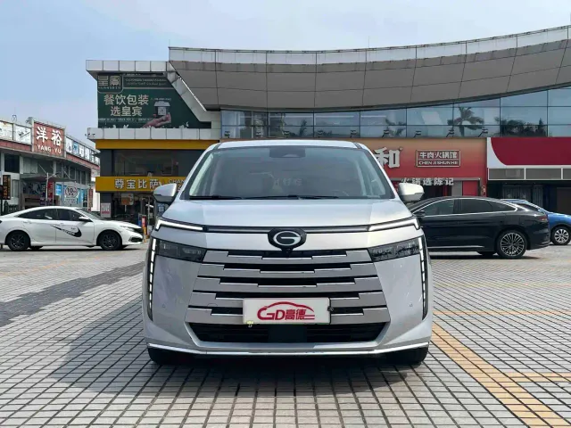 GAC Trumpchi E8 — Фото автомобиля 2