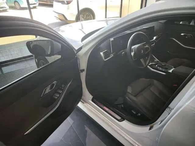 BMW i3 — Фото автомобиля 15
