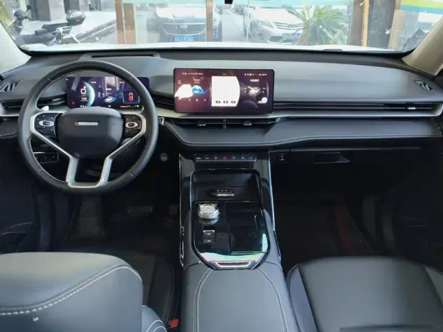 Haval H6 — Фото автомобиля 12