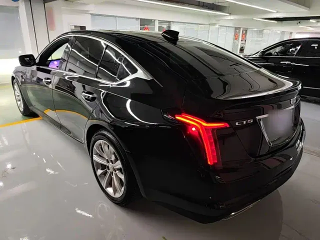 Cadillac CT5 — Фото автомобиля 4