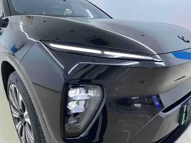 Nio ES8 — Фото автомобиля 3