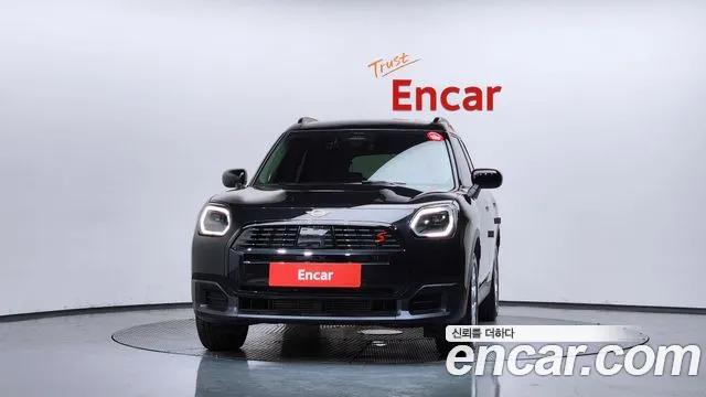 Mini Countryman — Фото автомобиля 3