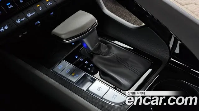 Hyundai Avante CN7 — Фото автомобиля 9