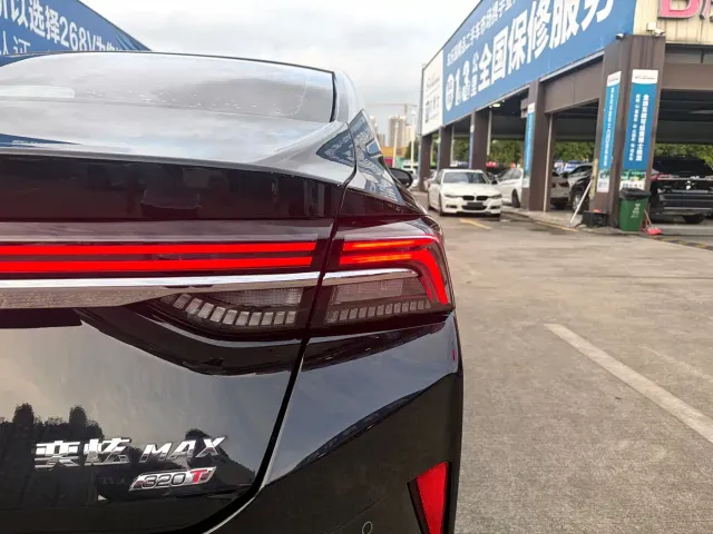 Dongfeng Yixuan MAX — Фото автомобиля 11