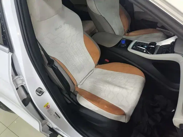 BYD Song Pro — Фото автомобиля 3