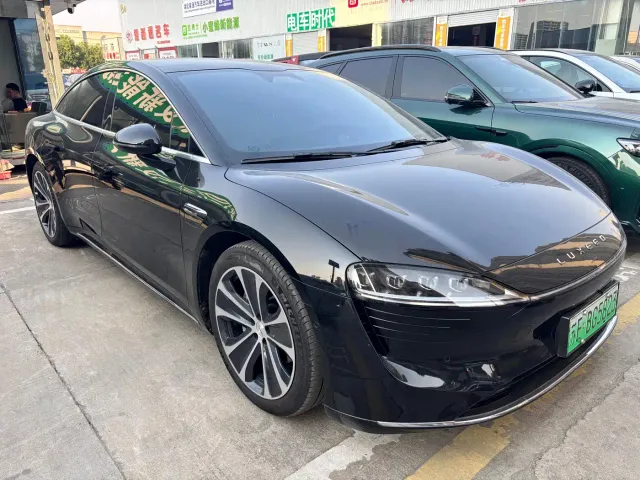 Luxeed S7 — Фото автомобиля 3