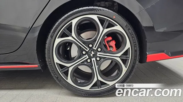 Hyundai AVANTE — Фото автомобиля 19