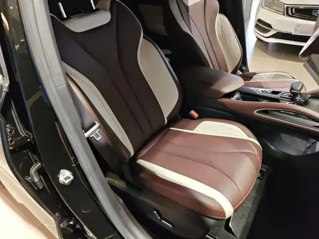 Geely Xingyue L — Фото автомобиля 21