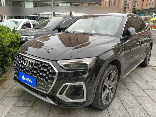 Фотография автомобиля — Audi Q5L