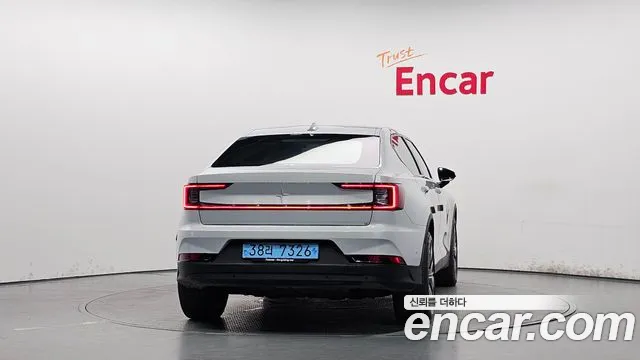 Polestar Polestar 2 — Фото автомобиля 4