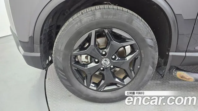 KG_Mobility_Ssangyong Rexton Новый Rexton Sport Дизель 2.2 4WD — Фото автомобиля 5
