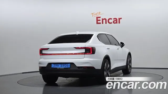 Polestar Polestar 2 — Фото автомобиля 2