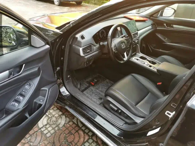Honda Accord — Фото автомобиля 15