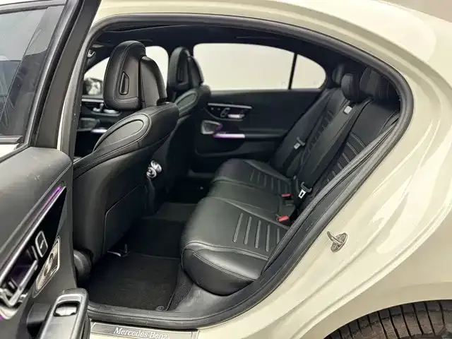 Mercedes-Benz C-Class — Фото автомобиля 9