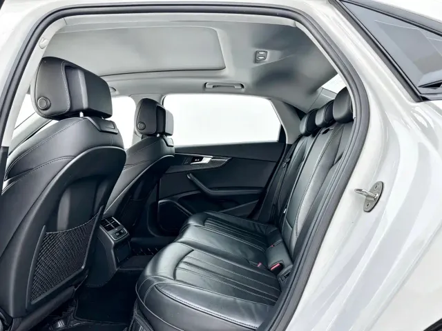 Audi A4L — Фото автомобиля 5