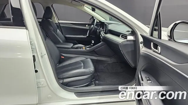 Kia K5 K5 3 поколение 2.0 LPI(Для проката) — Фото автомобиля 11
