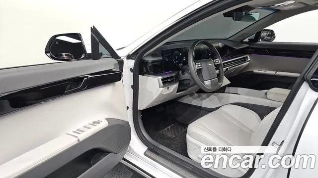 Hyundai Grandeur Grandeur (GN7) — Фото автомобиля 10