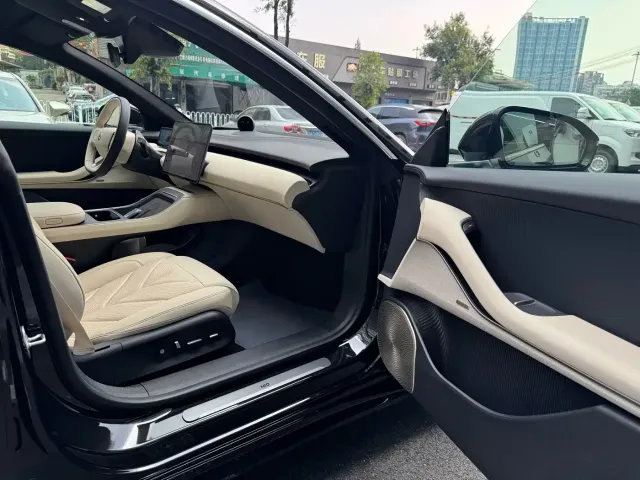 Nio ET5 Touring — Фото автомобиля 16