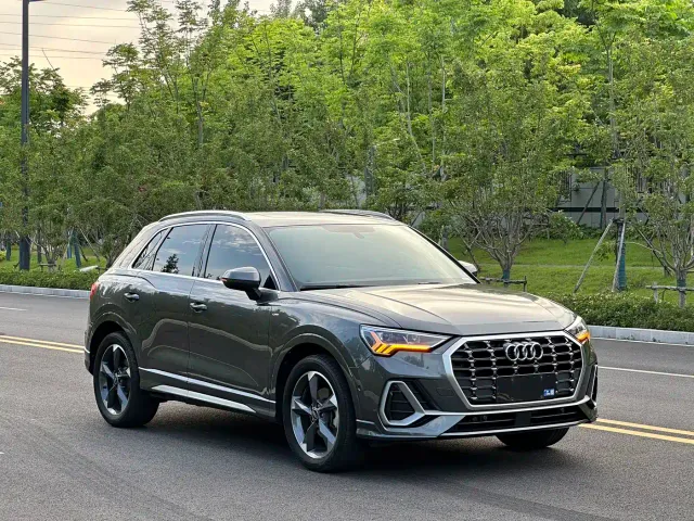 Audi Q3 — Фото автомобиля 3