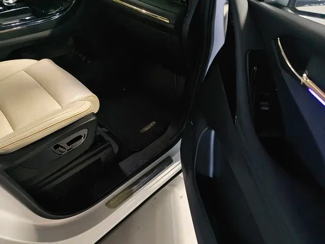 GAC Trumpchi M8 — Фото автомобиля 9