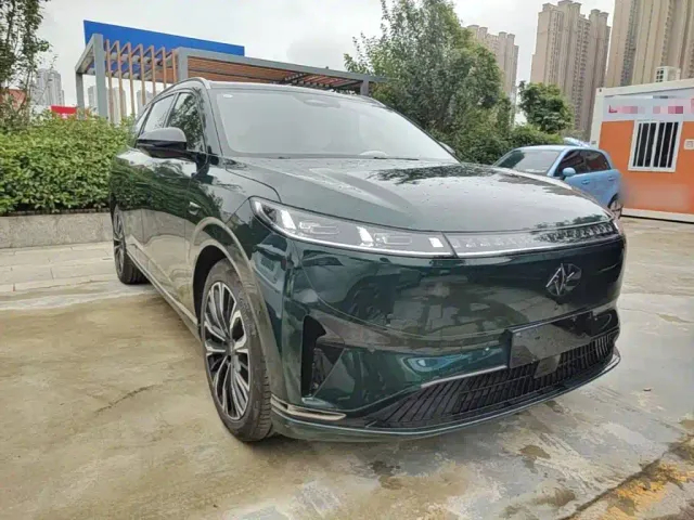 Dongfeng eπ 008 — Фото автомобиля 3