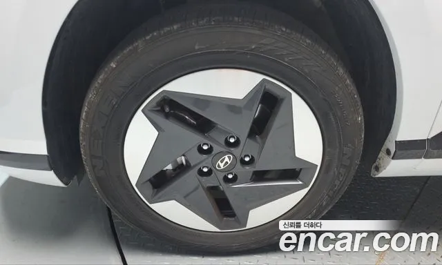 Hyundai Kona SX2 — Фото автомобиля 5