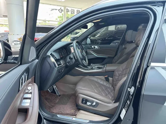 BMW X5 — Фото автомобиля 5