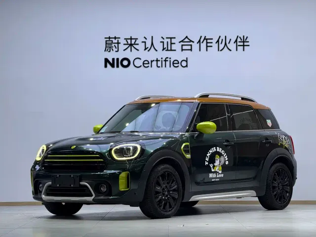 Фотография автомобиля — MINI Countryman