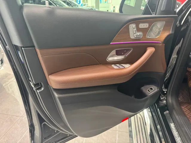 Mercedes-Benz Mercedes-Benz GLS — Фото автомобиля 7